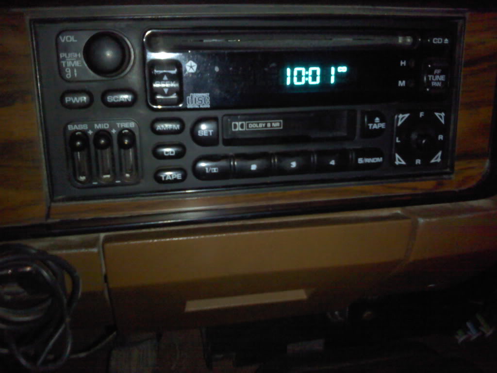 Name:  radio.jpg
Views: 104
Size:  66.9 KB