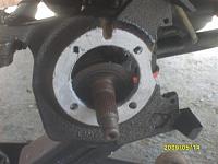 Wheel bearing hub assembly removal-sd532584.jpg