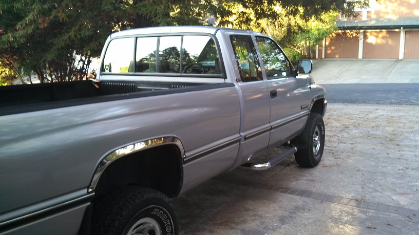 1995 dodge ram dash replacement