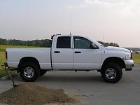 New pics!! Leveled, 35's, Debadged.-p5250366.jpg