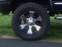 Pics of 6&quot; lift 37&quot; tires ?-100_3245.jpg