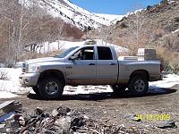 Leveling kits and 35's...Lets see some pics-camping09-050.jpg