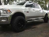 White truck with black rims? any pics would be nice-imageuploadedbytapatalk1367073205.769295.jpg