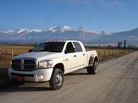 Finally got the new truck home, Rock Chips Mega dually fenders-truck_montana.jpg